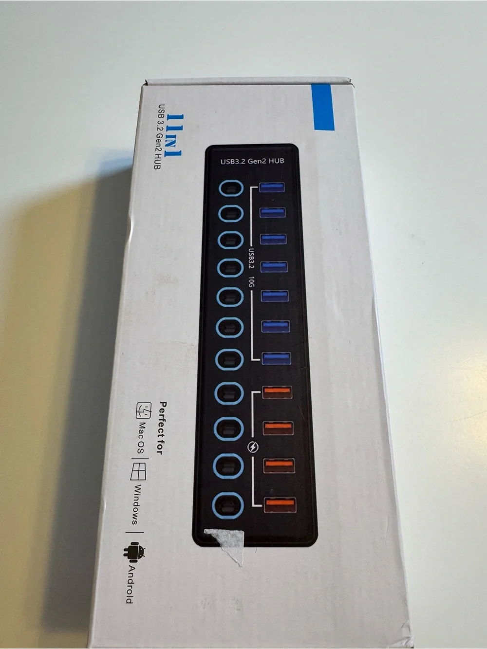 USB 3.2 Gen2 11-in-1 Hub - Black with Blue & Orange Ports